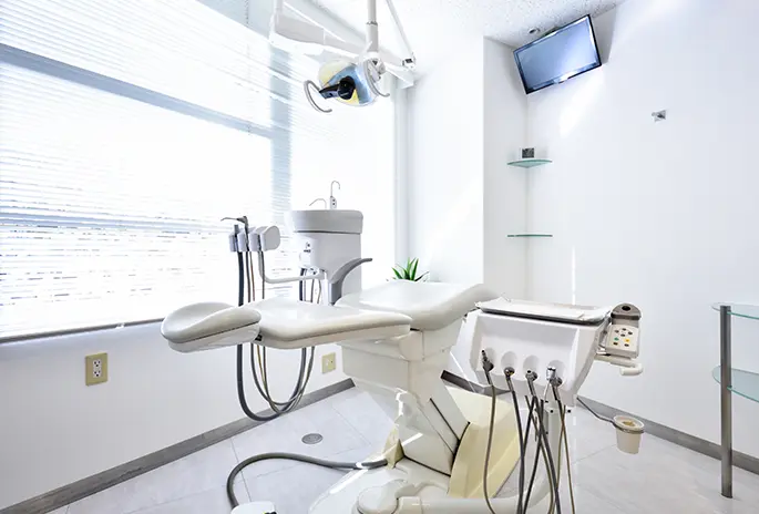 医療法人社団審和団 KAZ矯正歯科